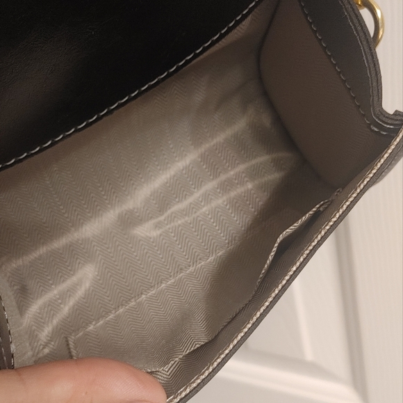 Women's small hangbag- excellent condition - Picture 4 of 5